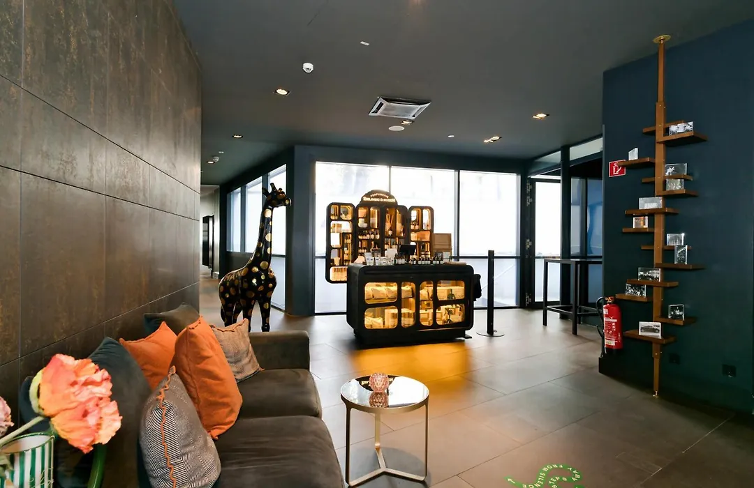 Hotel Amano Rooms & Apartments-1